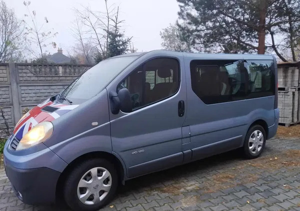 samochody osobowe Renault Trafic cena 34000 przebieg: 210000, rok produkcji 2007 z Warszawa
